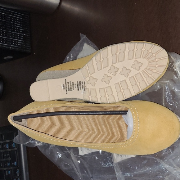 Cushion Walk Genuine Suede Wedge by AVON - Picture 3 of 4